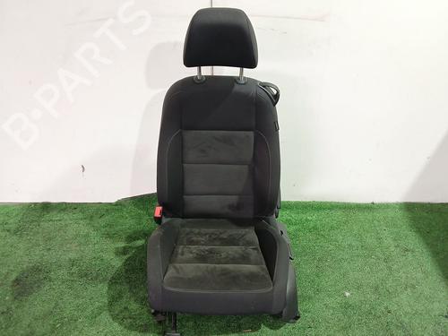 Used Left front seat VW GOLF VI (5K1) 1.6 TDI (105 hp) 32470526