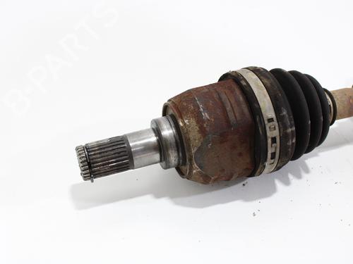 Left front driveshaft HYUNDAI i30 Estate (GD) 1.4 CRDi | BP12581690M38 