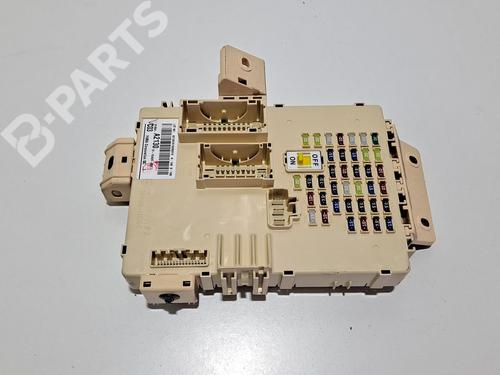 Used Fuse box KIA CEE'D Sportswagon (JD) 1.6 CRDi 136 (136 hp) 9205153