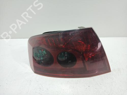 Used Left taillight Left taillight PEUGEOT 407 (6D_) 2.0 HDi 135 (6DRHRH, 6DRHRE, 6DRHRG, 6DRHRJ) (136 hp) 32747508 32747508