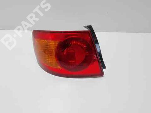Used Left taillight HYUNDAI ELANTRA III (XD) 1.6 (107 hp) 6582702