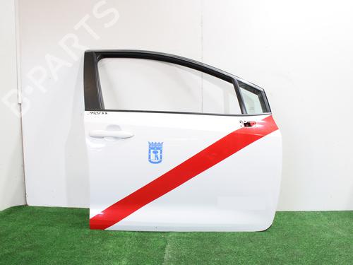 Used Right front door TOYOTA COROLLA Hatchback (_E21_, _EA1_, _EH1_) [2018-2025]  17650177