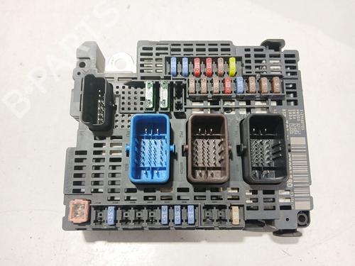 Used Fuse box Fuse box PEUGEOT 308 II (LB_, LP_, LW_, LH_, L3_) 1.6 HDi / BlueHDi 115 (115 hp) 33816204 33816204