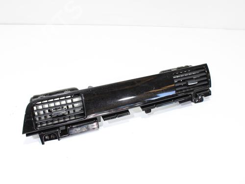 Used Air vent MITSUBISHI OUTLANDER III (GG_W, GF_W, ZJ, ZL, ZK) 2.0 4WD (GF7W) (150 hp) 12555324