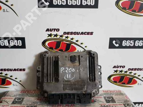 Used Engine control unit (ECU) PEUGEOT 206 Hatchback (2A/C) [1998-2012]  5676732