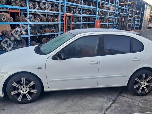 Forkjerm høyre SEAT LEON (1M1) 1.9 TDI | BP9304446C42 