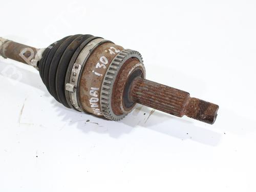 Left front driveshaft HYUNDAI i30 Estate (GD) 1.4 CRDi | BP12581690M38 