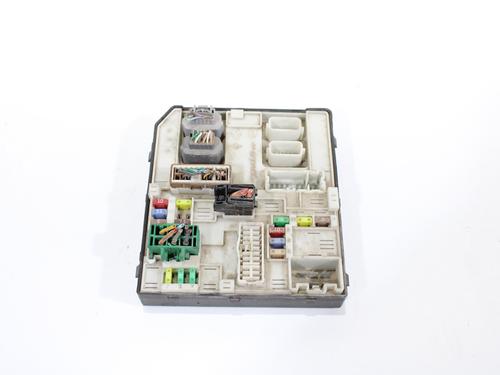 Used Fuse box Fuse box RENAULT LAGUNA III (BT0/1) 2.0 dCi (BT0M, BT0N, BT0S, BT19, BT1F) (173 hp) 34559354 34559354