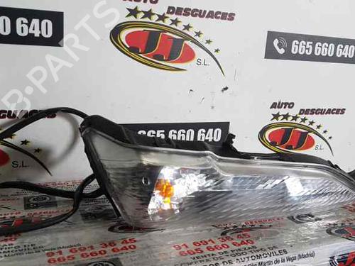 Right front indicator YAMAHA MOTORCYCLES TRICITY Tricity 125 (SEC2, SEK1, SEL4) | BP24669944C33