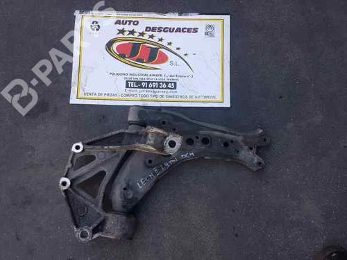 Used Right front suspension arm SEAT LEON (1P1) 1.9 TDI (105 hp) 5136165