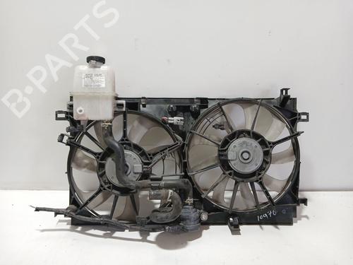 Used Radiator fan Radiator fan TOYOTA COROLLA Saloon (_E21_) 1.8 VVTi Hybrid (ZWE211, MZEA12) (98 hp) 34395993 34395993