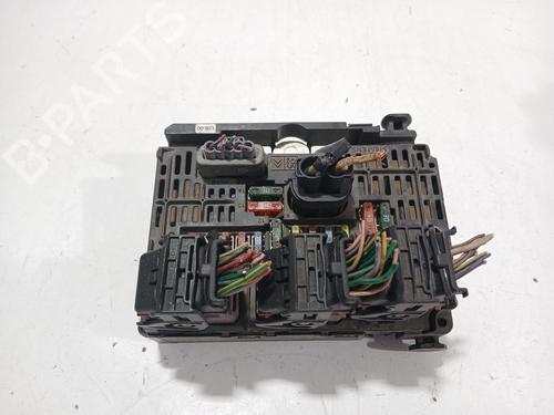 Used Fuse box Fuse box 38759878 38759878