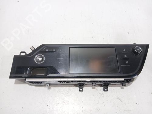 Used Display monitor Display monitor 38710136 38710136