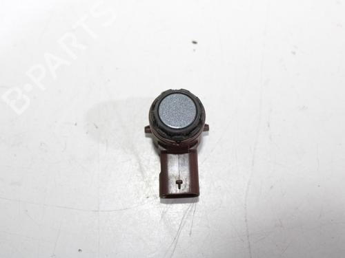 Used Electronic module BMW 5 (G30, F90) 530 d (265 hp) 18147947