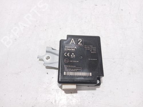 Used Electronic module Electronic module TOYOTA COROLLA Saloon (_E21_) 1.8 VVTi Hybrid (ZWE211, MZEA12) (98 hp) 33272373 33272373