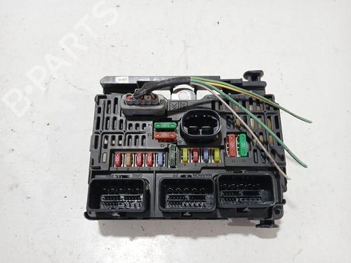 Used Fuse box Fuse box PEUGEOT 607 (9D, 9U) 2.2 HDi (133 hp) 35806847 35806847
