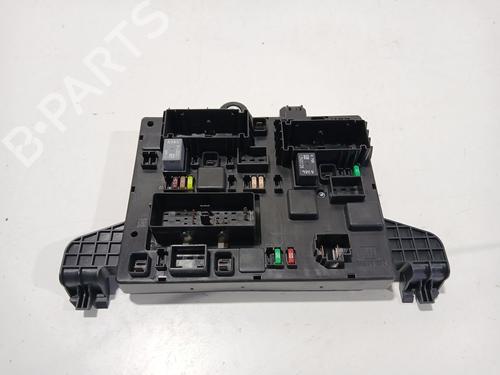 Used Fuse box OPEL ASTRA J (P10) [2009-2016]  30727872