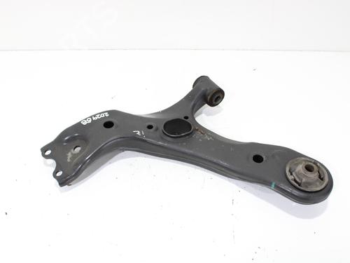 Used Left front suspension arm TOYOTA AURIS (_E18_) [2012-2018]  16422595