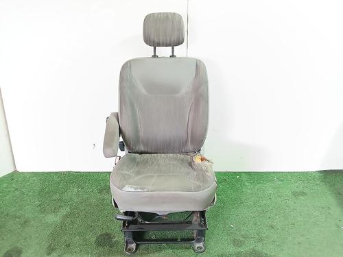Used Left front seat OPEL VIVARO A Bus (X83) 2.5 DTI (F7, J7, A07) (135 hp) 29240189