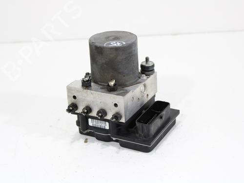 Used ABS pump AUDI A4 B7 (8EC) 2.0 TDI 16V (140 hp) 11760830