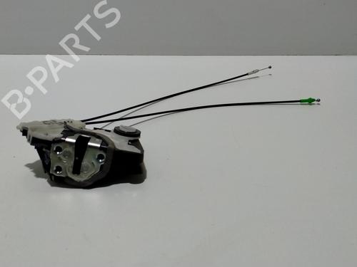 Used Front right lock TOYOTA YARIS (_P13_) 1.5 Hybrid (NHP130_, NHP130) (101 hp) 9393484