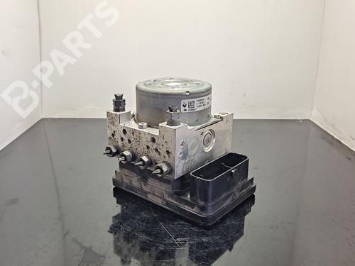 Used ABS pump DACIA DOKKER MPV (KE_) 1.5 dCi (KEAJ, KEAH) (90 hp) 7076358