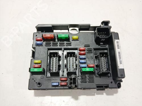 Used Fuse box CITROËN C5 I (DC_) 2.0 HDi (DCRHZB, DCRHZE) (109 hp) 31800678