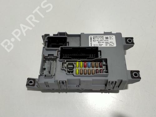 Used Fuse box ALFA ROMEO MITO (955_) 1.3 MultiJet (955AXH1B, 955AXT1A) (90 hp) 10984755
