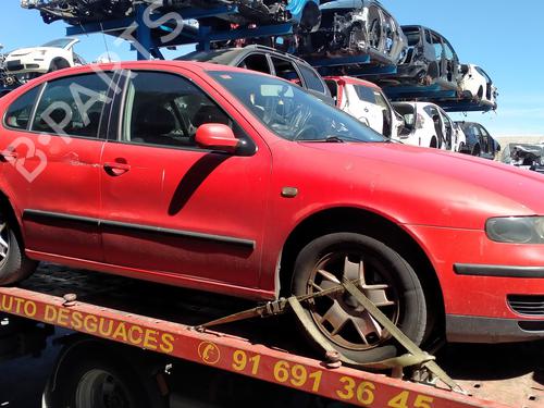 Left headlight SEAT LEON (1M1)  | BP18674337C28 