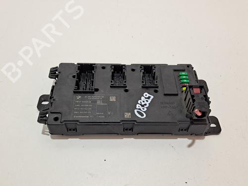 Used Fuse box Fuse box BMW 1 (F21) 116 d (116 hp) 34559352 34559352