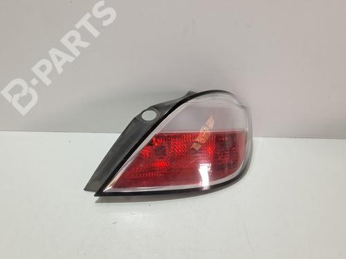 Used Right taillight OPEL ASTRA H (A04) 1.7 CDTI (L48) (100 hp) 10675792
