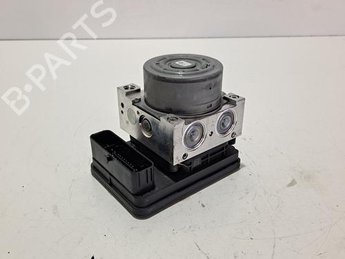 Used ABS pump BMW X1 (F48) xDrive 18 d (150 hp) 8256808