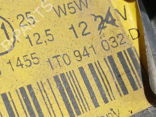 Right headlight VW TOURAN (1T1, 1T2)  | BP30759853C29 