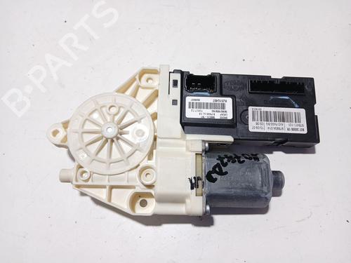 Used Right front window motor RENAULT LAGUNA III (BT0/1) 2.0 dCi (BT01, BT08, BT09, BT0E, BT0K, BT12, BT1C, BT1D,... (150 hp) 29891052