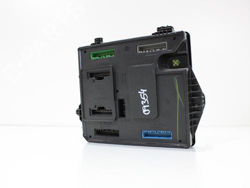 Used Fuse box RENAULT MEGANE III Grandtour (KZ0/1) 1.9 dCi (KZ0J, KZ0N, KZ1S) (131 hp) 13086000