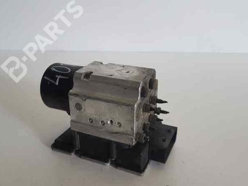 Used ABS pump FIAT CROMA (194_) 1.9 D Multijet (194AXC1B, 194AXC12) (150 hp) 5960293