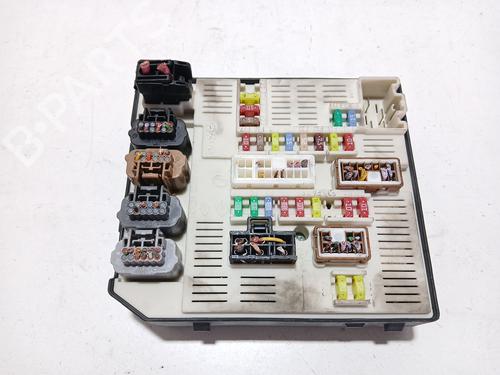 Used Fuse box RENAULT MEGANE III Hatchback (BZ0/1_, B3_) [2008-2025]  27711313