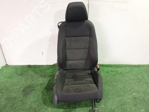 Sæde højre fortil VW GOLF VI (5K1) 1.6 TDI (105 hp) 32470527
