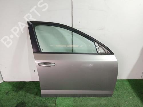 right-front-door-skoda-octavia-iii-combi-5e5-5e6-2012-2013-2014-2015-2016-2017-2018-2019-2020-33117348 main image