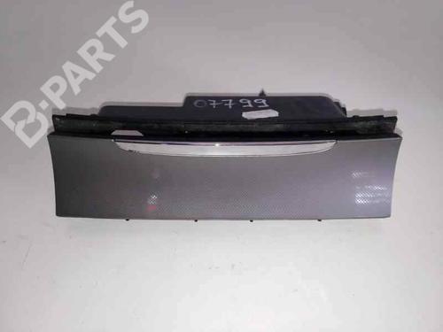 Used Glove box Glove box VW PASSAT B6 (3C2) 1.9 TDI (105 hp) 5241828 5241828
