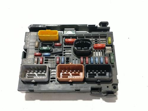 Used Fuse box Fuse box 38952345 38952345