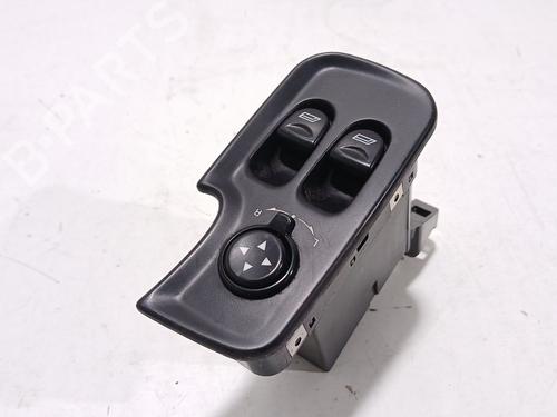 Used Left front window switch ALFA ROMEO 147 (937_) 1.9 JTD (937.AXF1A, 937.BXF1A) (101 hp) 30900654