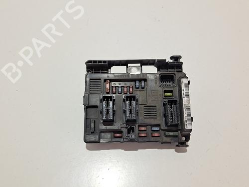 Used Fuse box PEUGEOT 206 Hatchback (2A/C) 1.4 HDi eco 70 (68 hp) 9767482