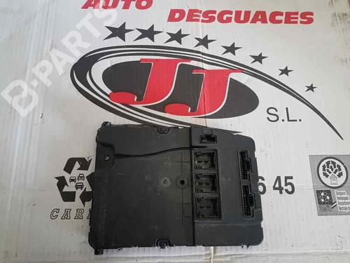 Used Fuse box RENAULT SCÉNIC II (JM0/1_) 1.6 16V (JM1R) (112 hp) 5134957