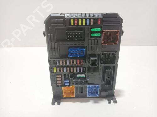 Used Fuse box CITROËN C4 CACTUS 1.2 THP 110 (110 hp) 26601430