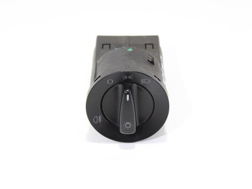 Headlight switch VW NEW BEETLE Convertible (1Y7) 1.9 TDI | BP24670064I24 