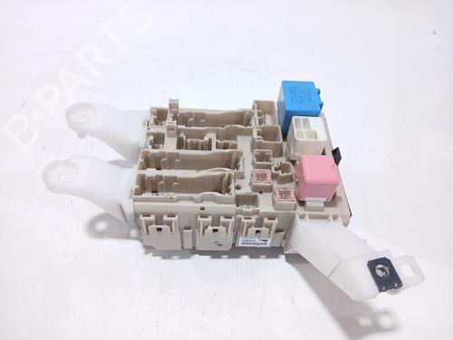 Used Fuse box Fuse box TOYOTA VERSO (_R2_) 2.0 D-4D (AUR20_, AUR20R) (124 hp) 33816202 33816202