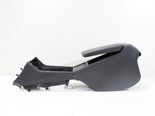 Used Armrest / Center console SKODA SUPERB III Estate (3V5) 2.0 TDI 4x4 (190 hp) 17450138