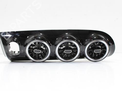 Air vent MERCEDES-BENZ A-CLASS (W177) A 180 d (177.010) (116 hp) 17390986