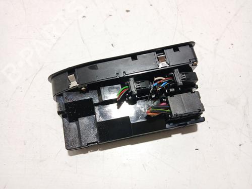 Left front window switch BMW 5 (E39) 530 i | BP23074209I27 
